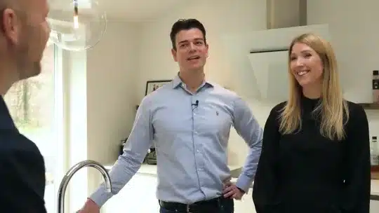 Derfor har Dennis og Jannie valgt Wiser smart home-system | Schneider Electric