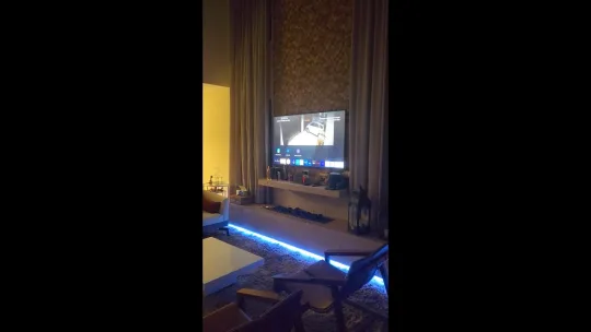 Create a simple security system with a smart home gadget #smarthome #shorts